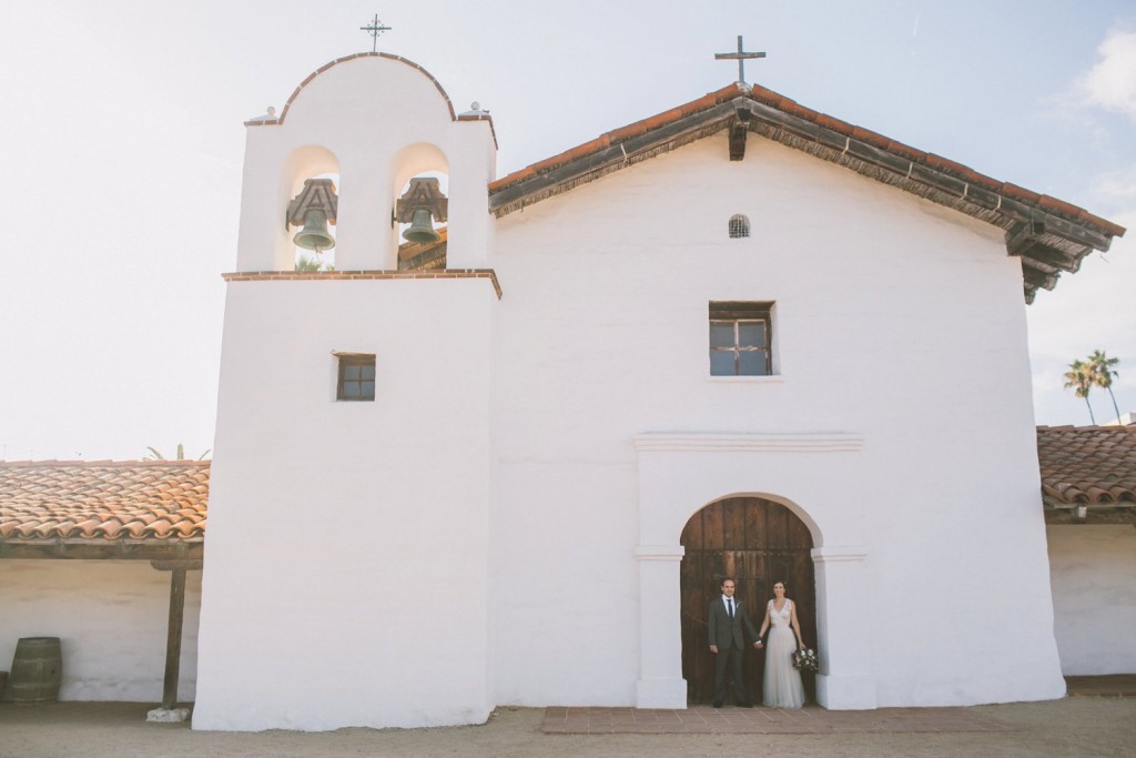 Mural Room wedding ceremony | Anna Delores Photography