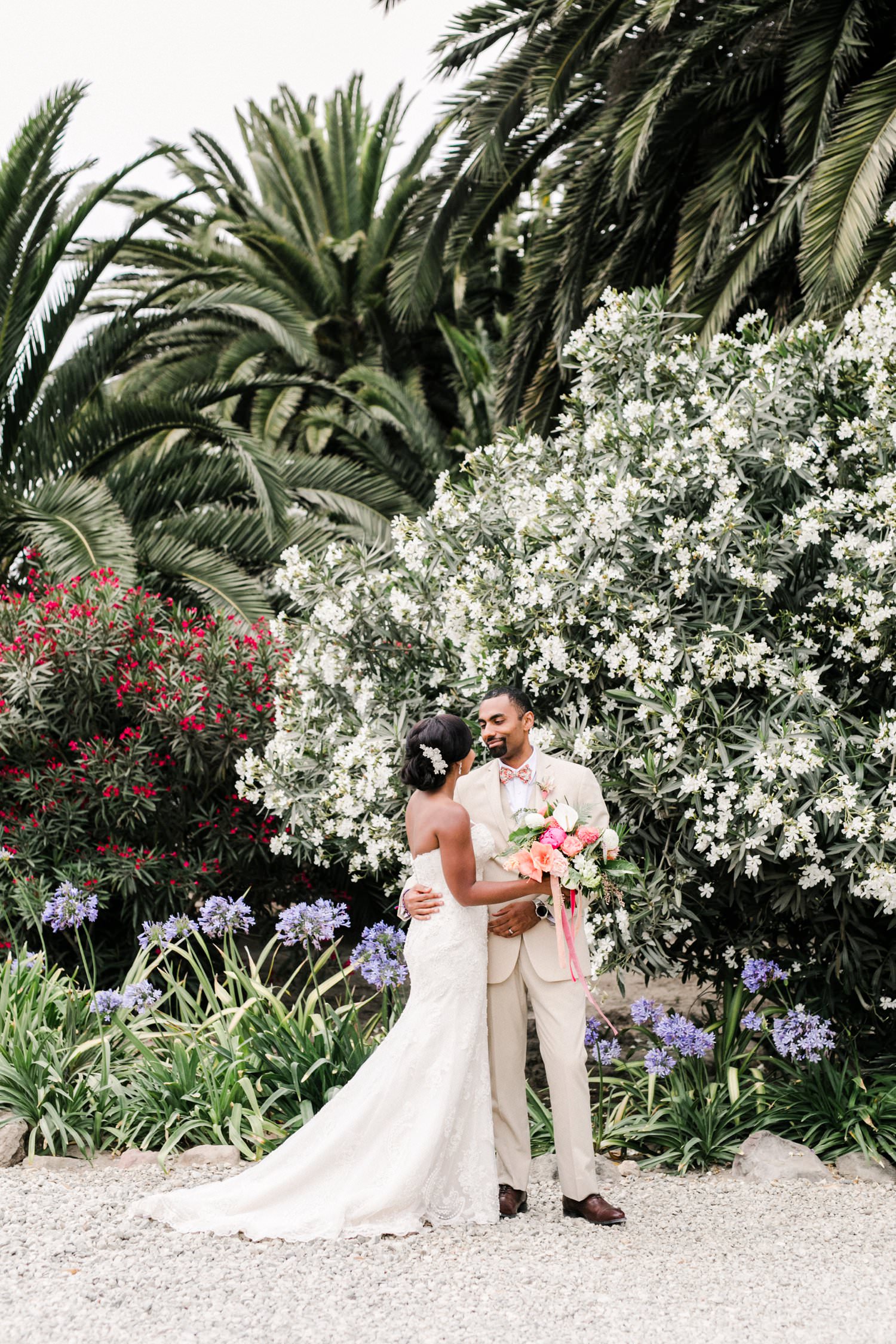 Tropical Camarillo garden wedding