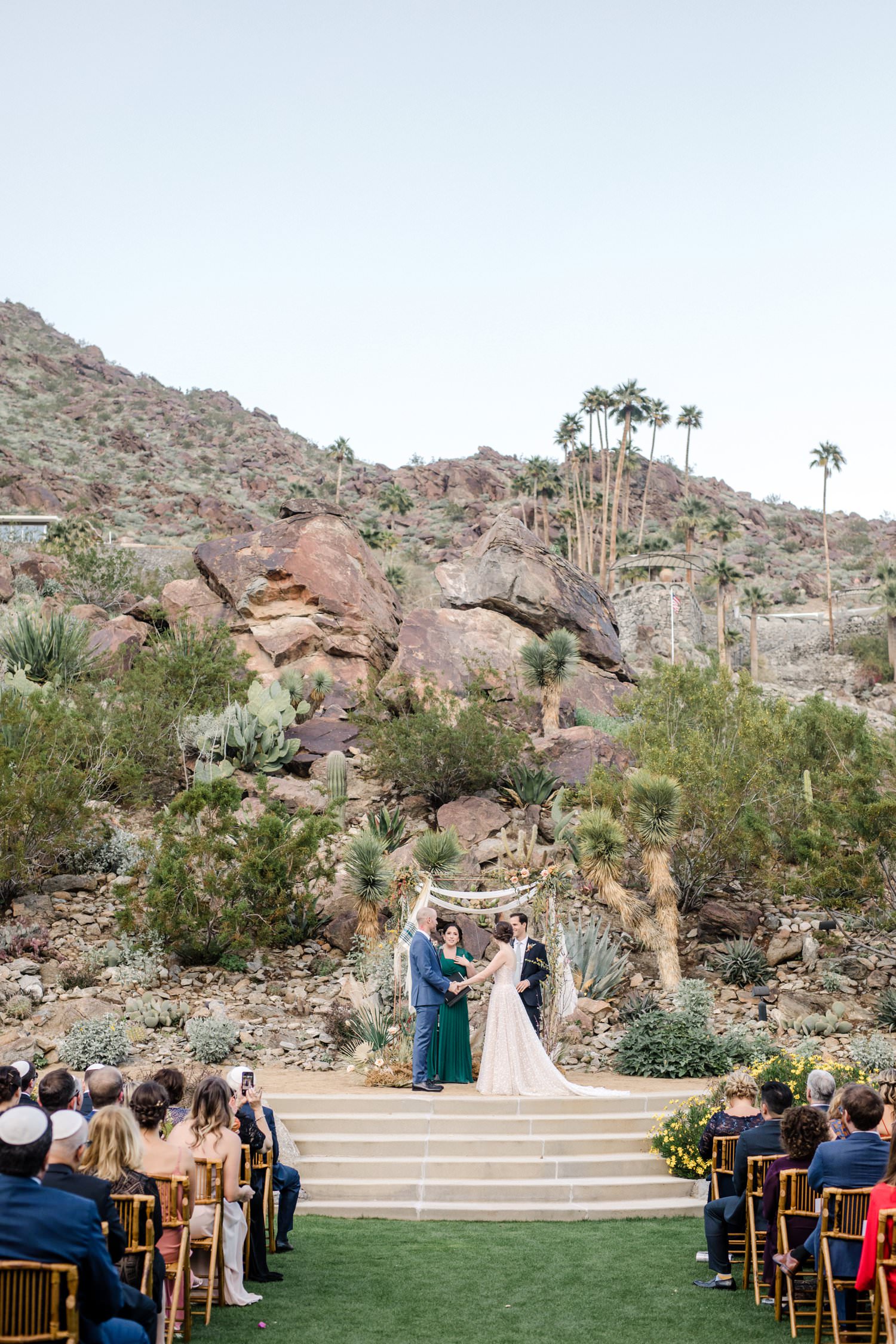 Palm Springs Colony 29 wedding ceremony