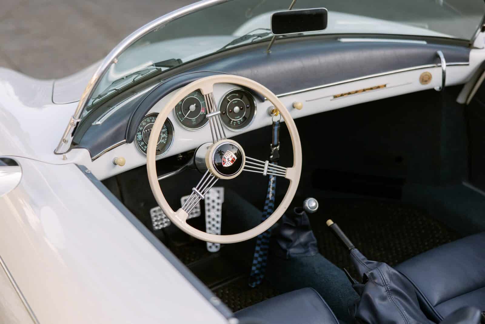 vintage car wedding photos