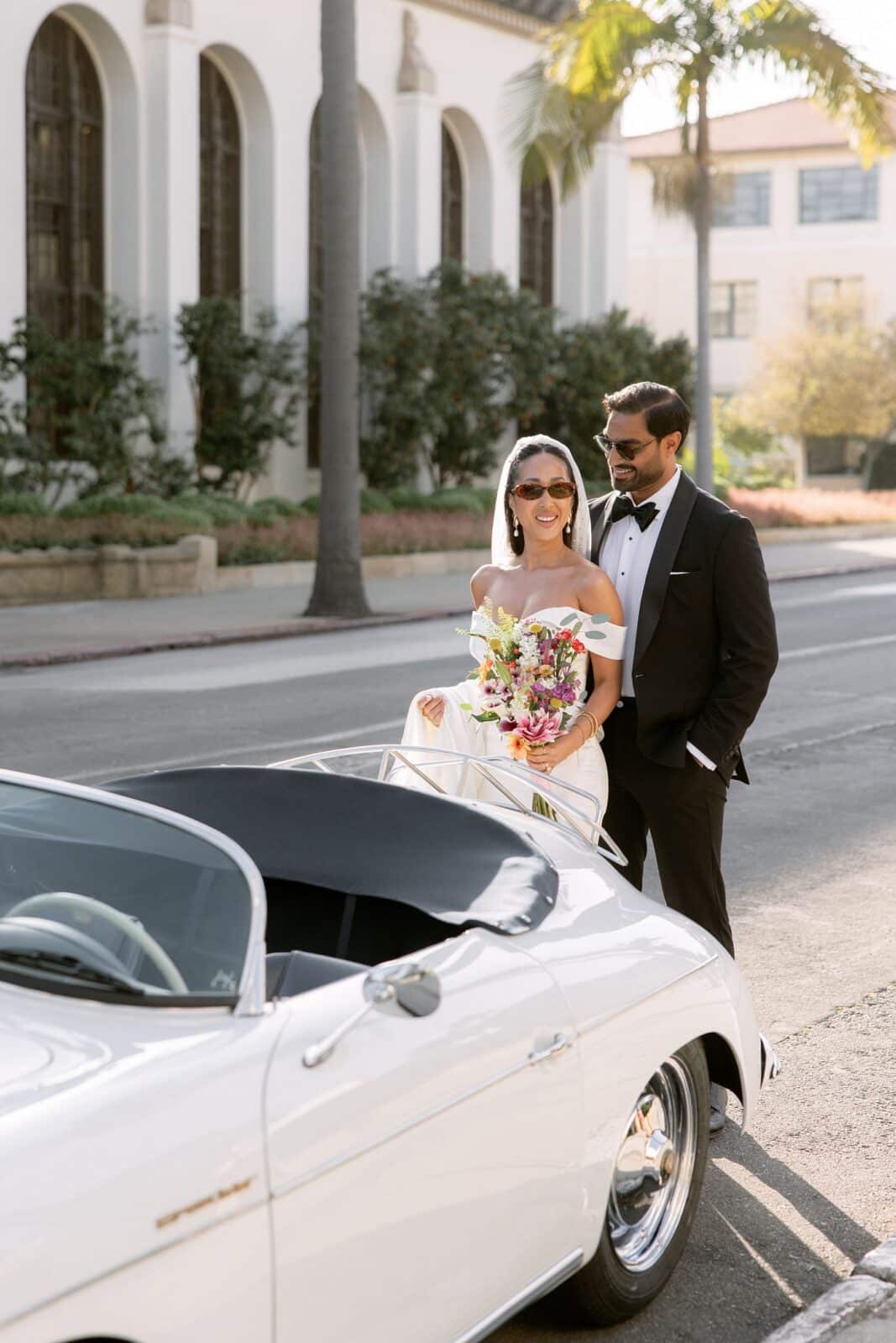 vintage car wedding photos