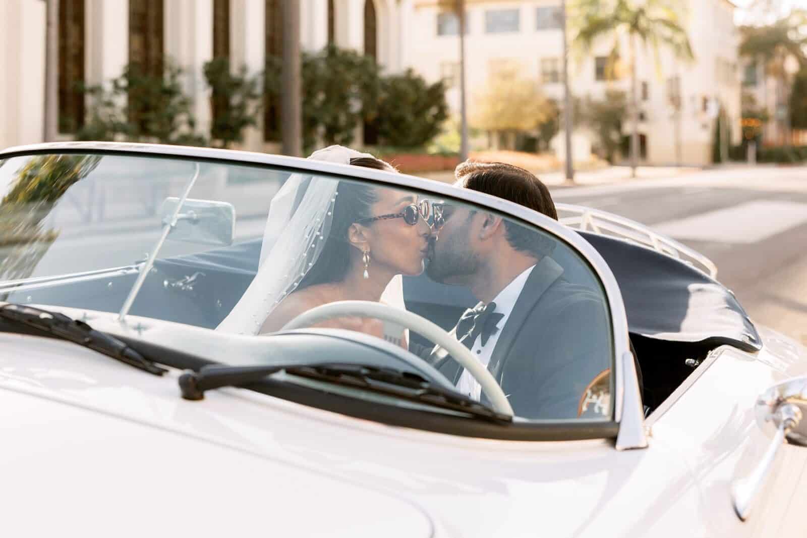 vintage car wedding photos